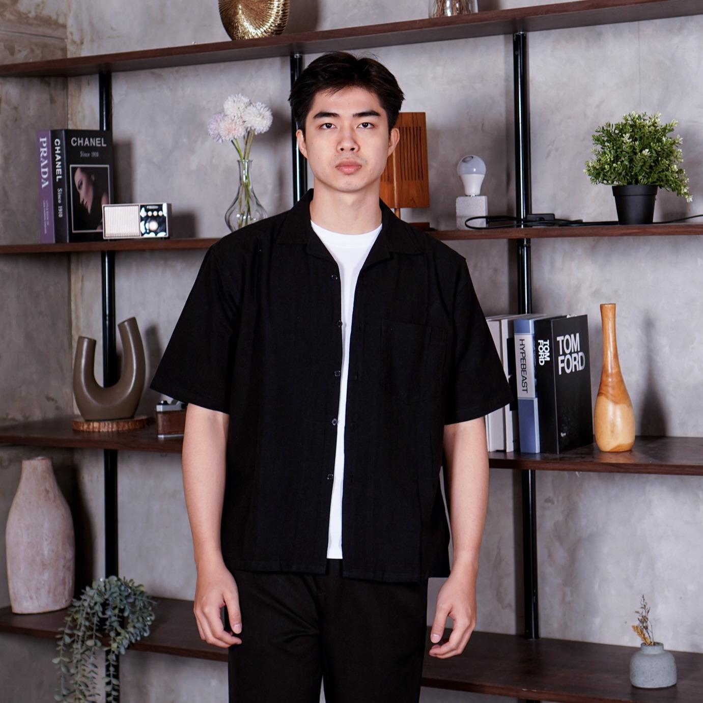 Swipe Up Kemeja Linen Oversize Cuban Bowling Shirt Linen Premium Kerah Lengan Pendek Black