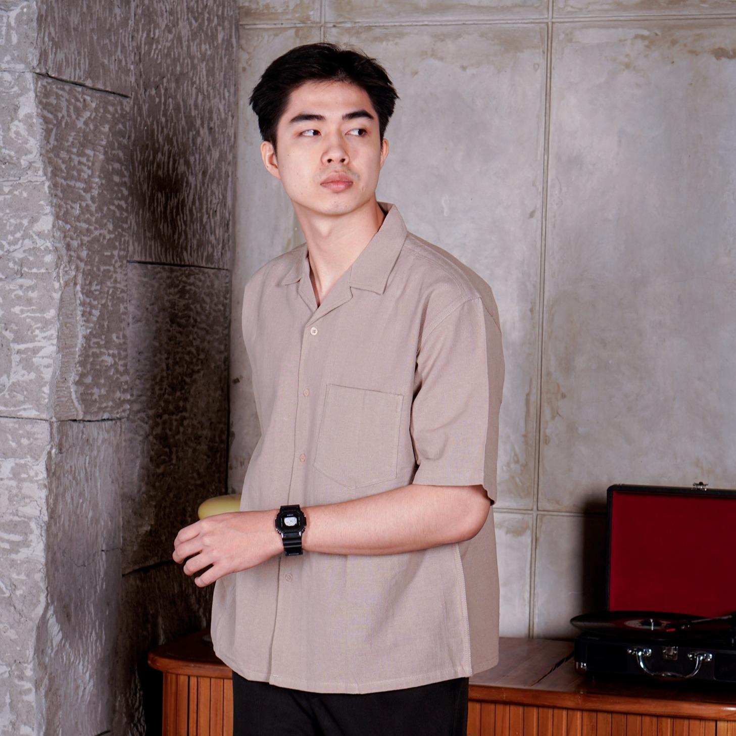 Swipe Up Kemeja Linen Oversize Cuban Bowling Shirt Linen Premium Kerah Lengan Pendek Beige