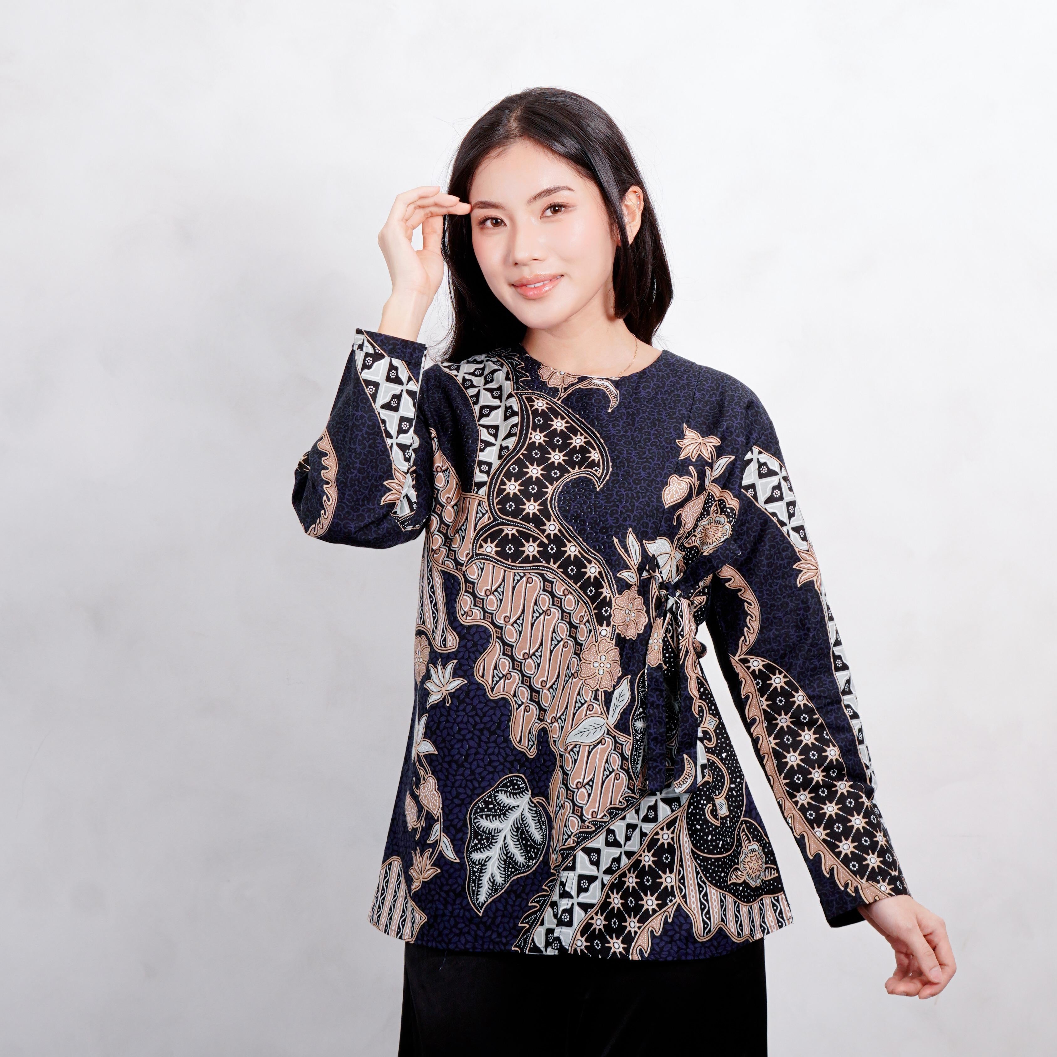 Swipe Up Kemeja Batik Blouse Wanita Modern Akai Navy Cream