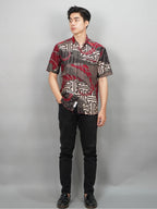 Swipe Up Kemeja Batik Pria Modern Slimfit Lengan Pendek Kiiro