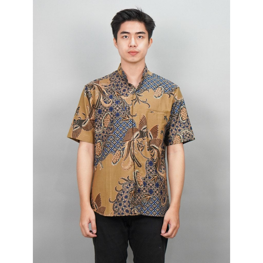 Swipe Up Kemeja Batik Pria Modern Slimfit Lengan Pendek Ajisai