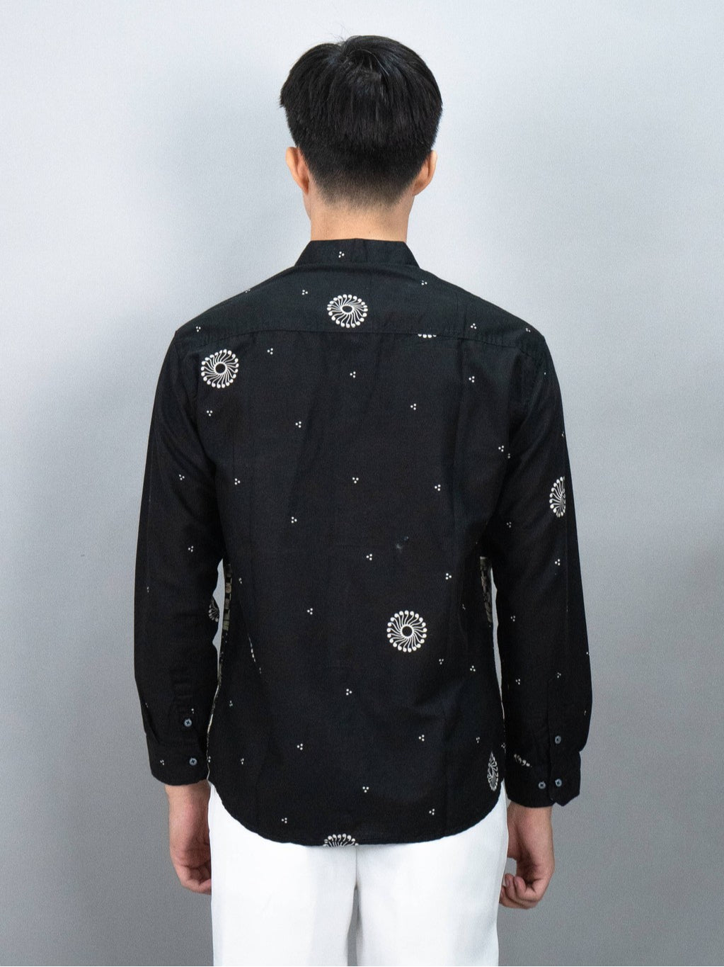 Swipe Up Kemeja Batik Pria Modern Lengan Panjang Night Green