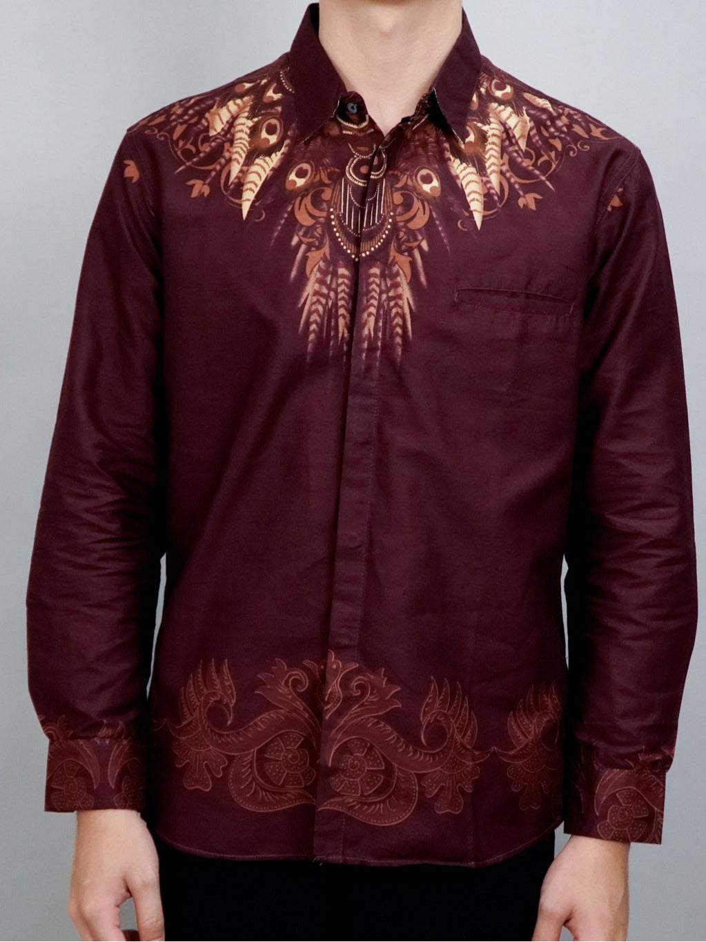 Swipe Up Kemeja Batik Pria Modern Slimfit Lengan Panjang Wagayama Maroon