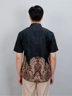 Swipe Up Kemeja Batik Pria Modern Lengan Pendek Charisma Black