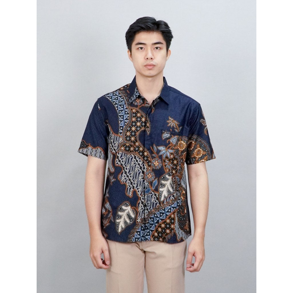 Swipe Up Kemeja Batik Pria Modern Lengan Pendek Akai Navy Brown