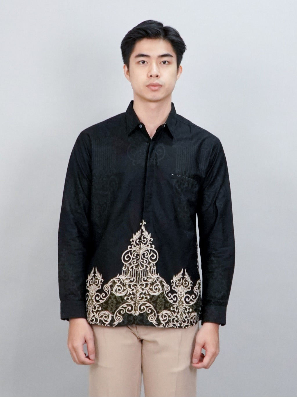 Swipe Up Kemeja Batik Pria Modern Slimfit Lengan Panjang Antasena