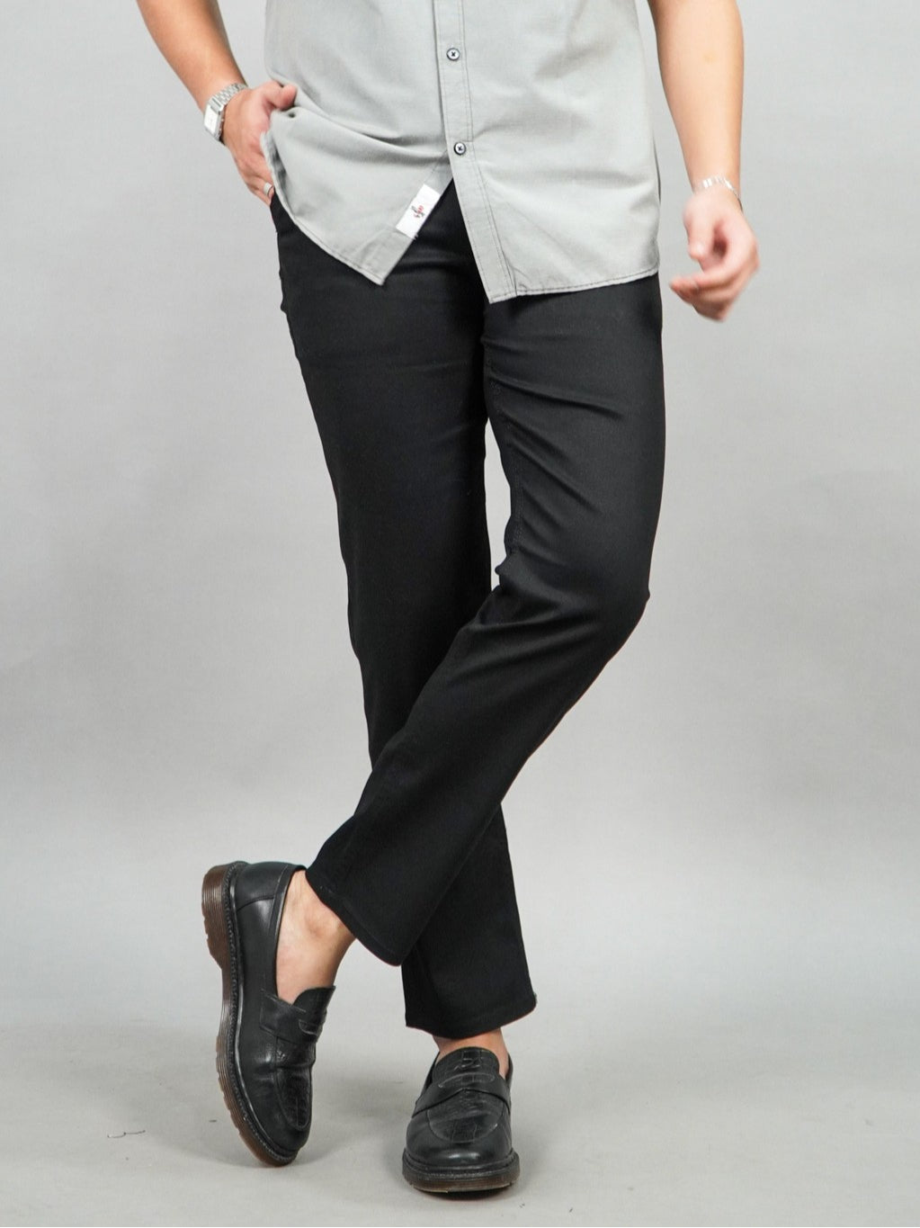 Swipe Up Celana Panjang Pria Chino Pants Slim Fit Stretch Black