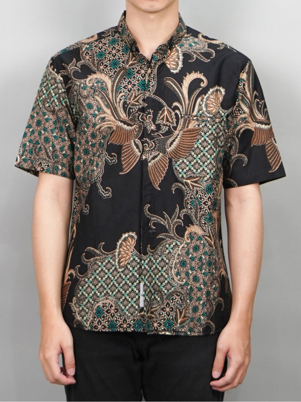 Swipe Up Kemeja Batik Pria Modern Slimfit Lengan Pendek Ajisai
