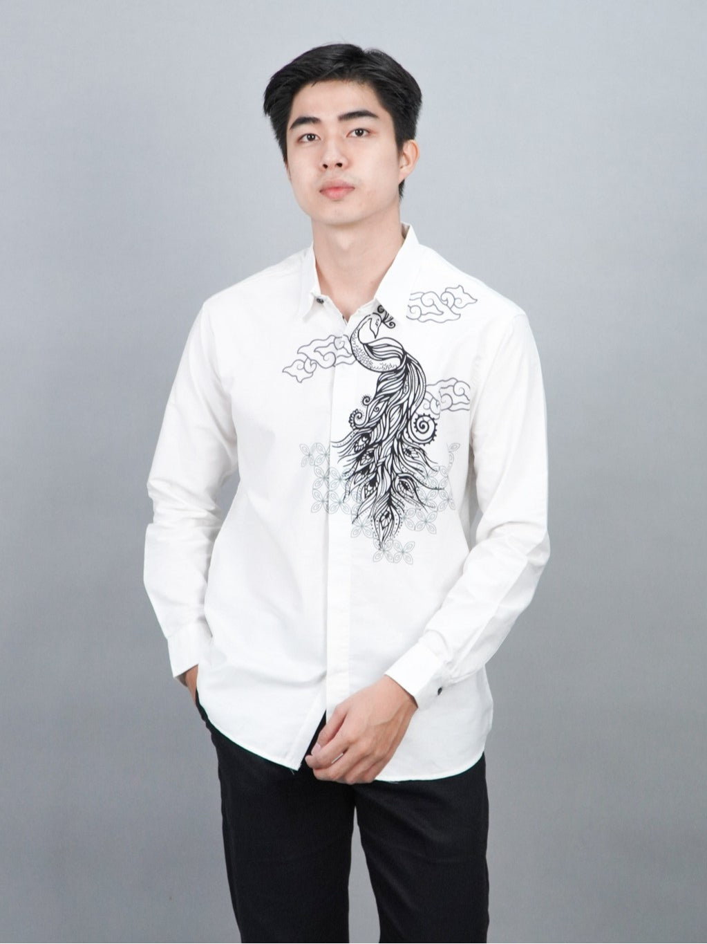 Swipe Up Kemeja Batik Pria Modern Katun Slimfit Lengan Panjang Motif Himawari White