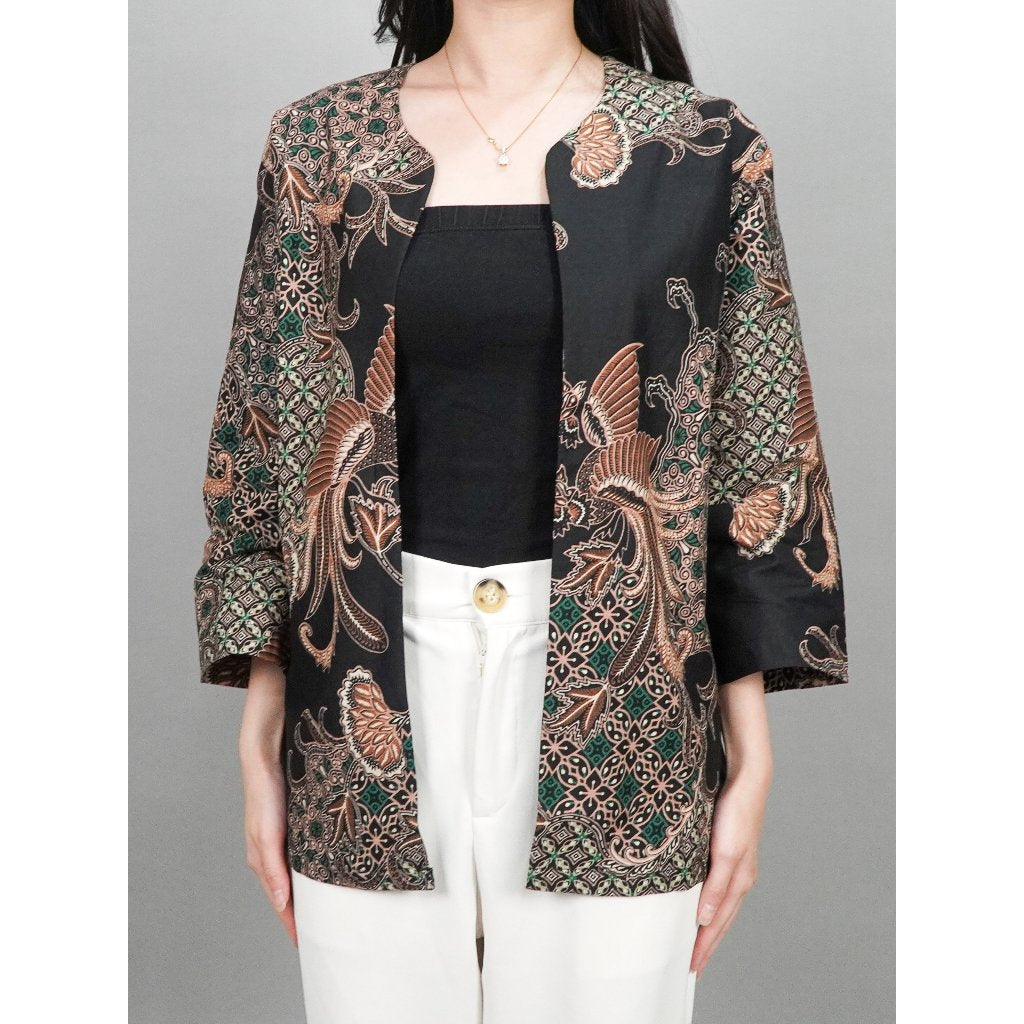 Swipe Up Outer Batik Wanita Modern Lengan 3/4 Ajisai Black