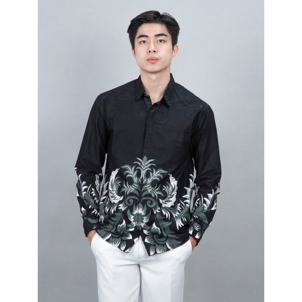 Swipe Up Kemeja Batik Pria Modern Katun Slimfit Lengan Panjang Motif Katsura Black