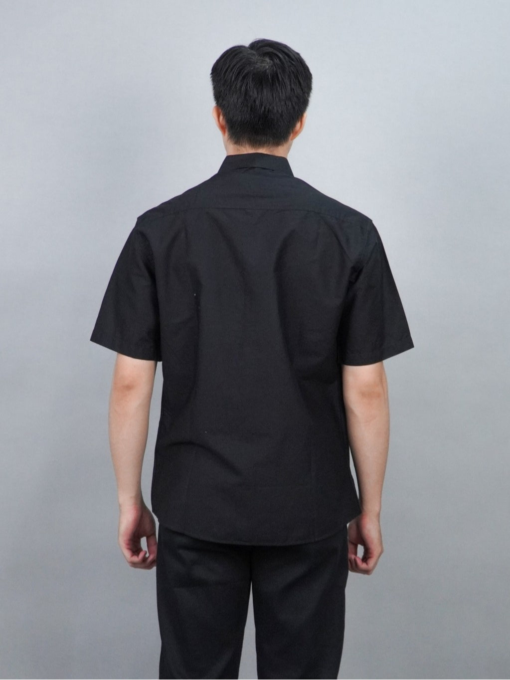 Swipe Up Kemeja Batik Pria Modern Lengan Pendek Himawari Black