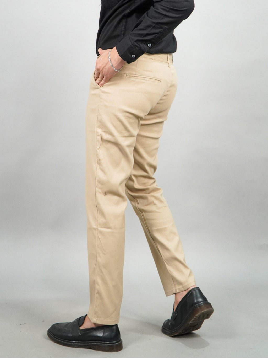 Swipe Up Celana Panjang Pria Chino Pants Slim Fit Stretch Cream