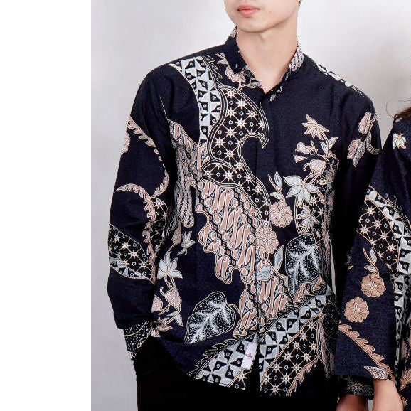 Swipe Up Kemeja Batik Couple Pria Wanita Modern Akai Navy Cream