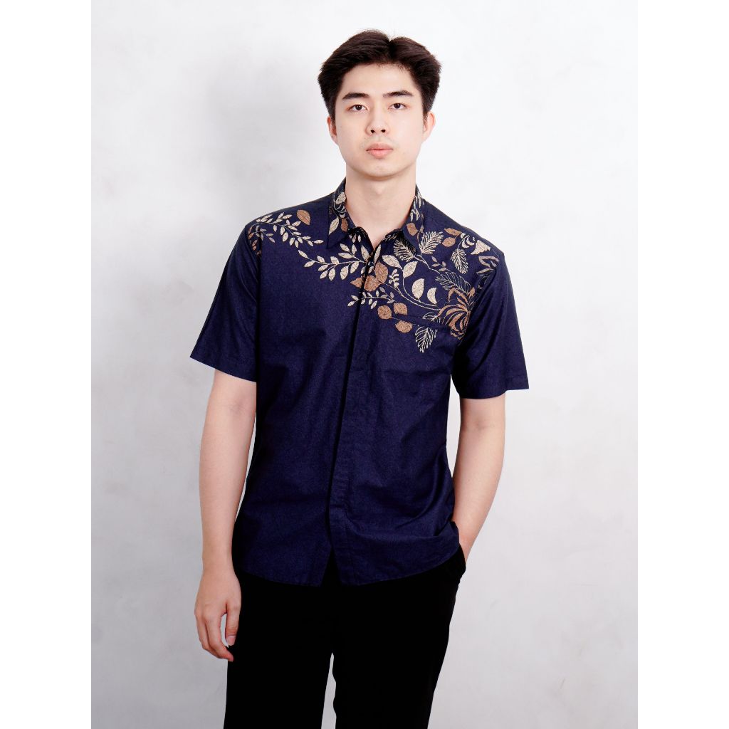 Swipe Up Kemeja Batik Couple Pria Wanita Modern Suiren Navy