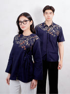 Swipe Up Kemeja Batik Couple Pria Wanita Modern Suiren Navy