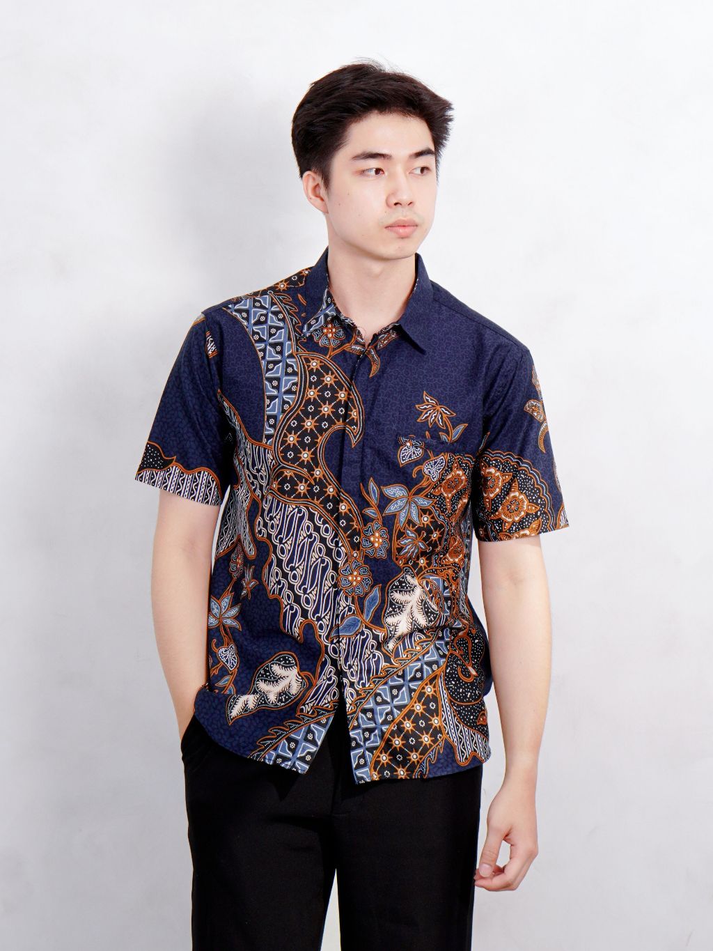 Swipe Up Kemeja Batik Couple Pria Wanita Modern Akai Navy Brown