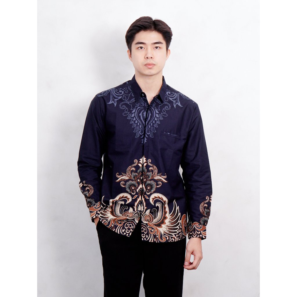 Swipe Up Kemeja Batik Pria Modern Katun Slimfit Lengan Panjang Motif Rupakenca Black
