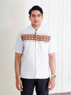 Swipe Up Kemeja Koko Pria Modern Katun Lengan Pendek Motif Fayez White