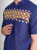 Swipe Up Kemeja Koko Pria Modern Katun Lengan Pendek Motif Fayez Navy