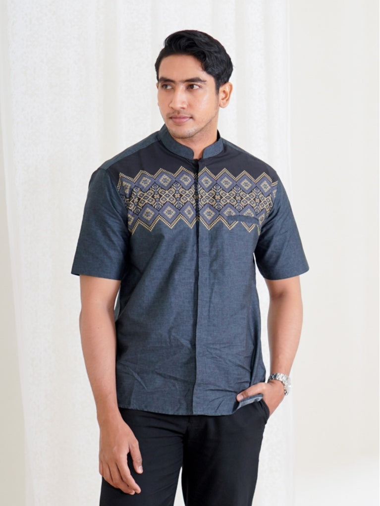 Swipe Up Kemeja Koko Pria Modern Katun Lengan Pendek Motif Aydan Emerald