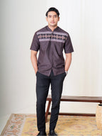 Swipe Up Kemeja Koko Pria Modern Katun Lengan Pendek Motif Arkan Mahogany