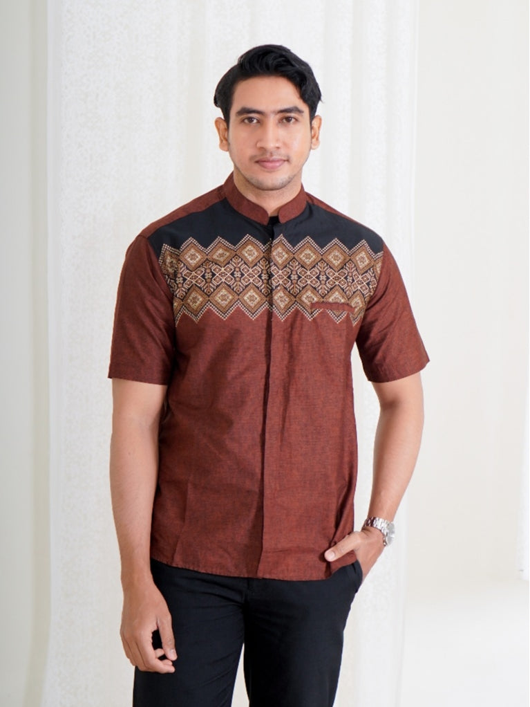 Swipe Up Kemeja Koko Pria Modern Katun Lengan Pendek Motif Aydan Brown
