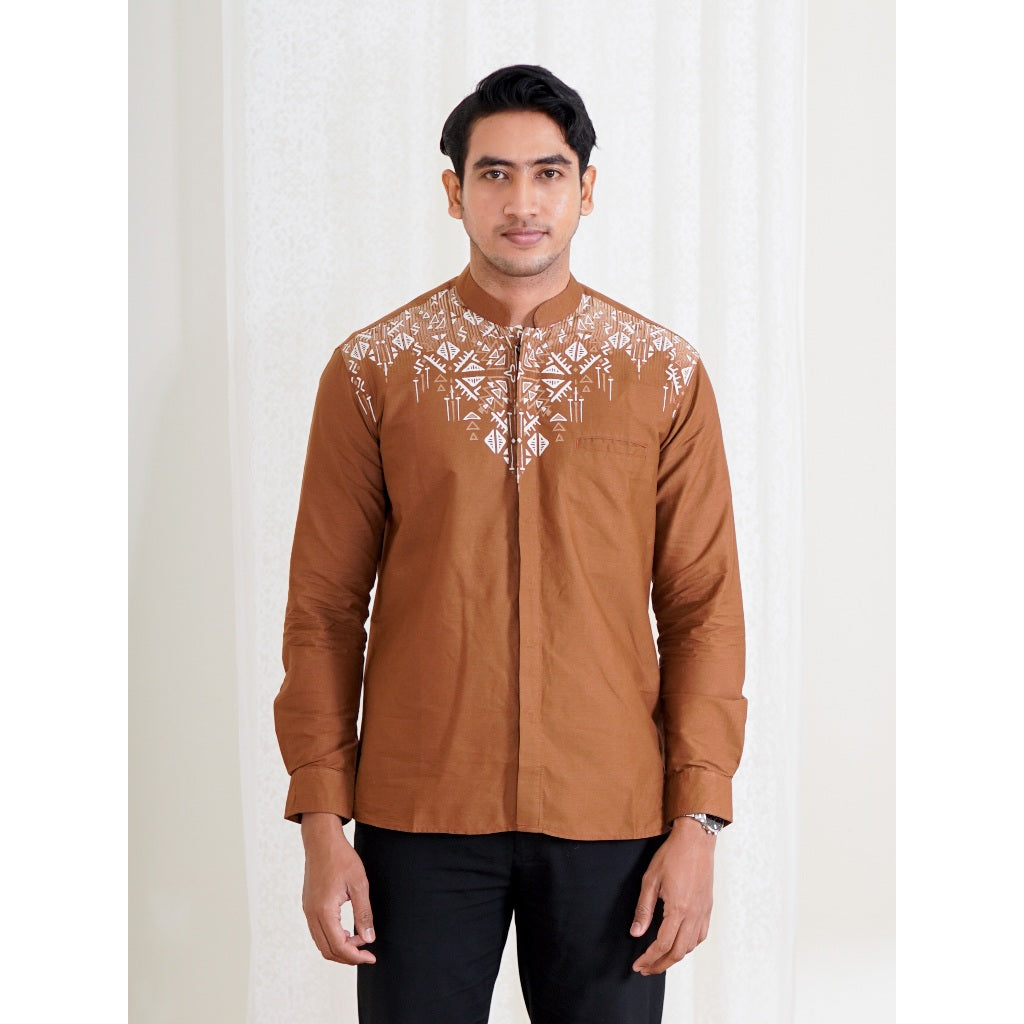 Swipe Up Kemeja Koko Pria Modern Katun Lengan Panjang Motif Arfathan Brown