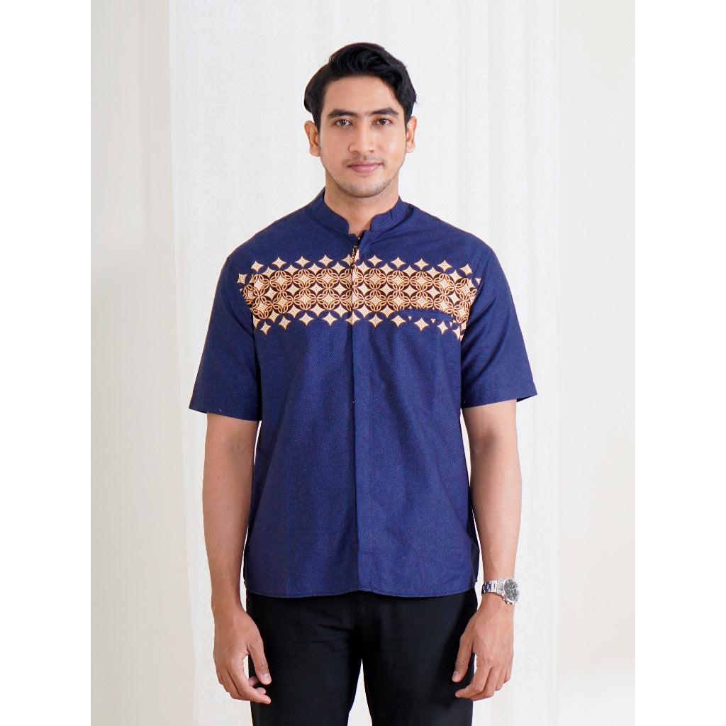 Swipe Up Kemeja Koko Pria Modern Katun Lengan Pendek Motif Fayez White