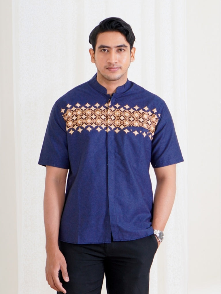 Swipe Up Kemeja Koko Pria Modern Katun Lengan Pendek Motif Fayez Navy