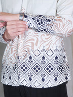 Swipe Up Kemeja Batik Pria Katun Slimfit Modern Lengan Panjang Motif  Kresna Cream