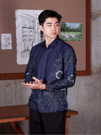 Swipe Up Kemeja Batik Pria Modern Slimfit Katun Lengan Panjang Motif Gokura Blue
