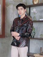 Swipe Up Kemeja Batik Pria Katun Modern Slimfit Lengan Panjang Hoya Mahogany Black