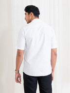Swipe Up Kemeja Koko Pria Modern Katun Lengan Pendek Motif Ghaisan White