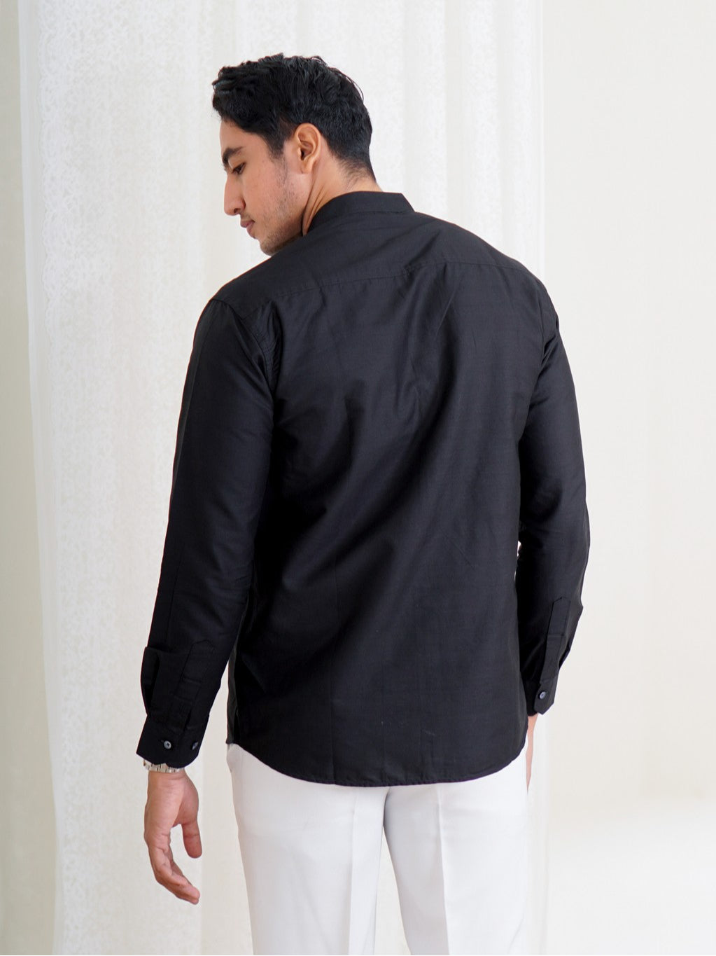 Swipe Up Kemeja Koko Pria Modern Katun Lengan Panjang Motif Arfathan Black